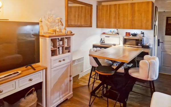 Appartement à vendre    1 pièce • 22,52 m2 Saint-Raphaël