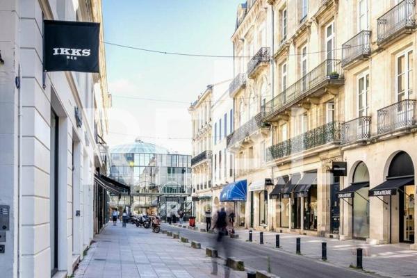 Local commercial de 130 m² à louer à Bordeaux