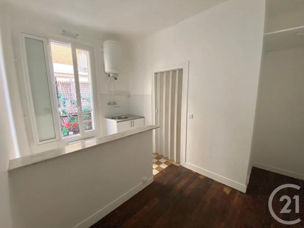 Appartement F2 à vendre  2 pièces - 27,34 m 2   RUEIL MALMAISON  - 92