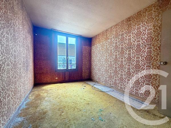 Appartement F2 à vendre  2 pièces - 27,34 m 2   RUEIL MALMAISON  - 92