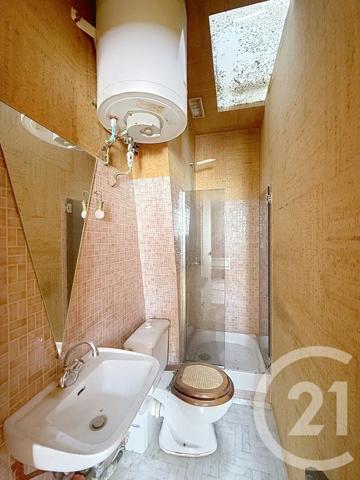 Appartement F2 à vendre  2 pièces - 27,34 m 2   RUEIL MALMAISON  - 92