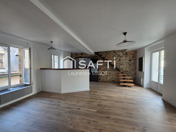 Duplex en hyper-centre, proche de toutes commodités