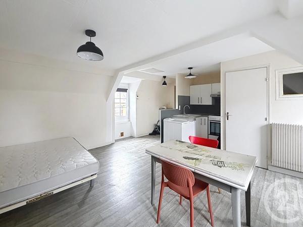 Appartement Studio à vendre  1 pièce - 25,64 m 2   DINAN  - 22