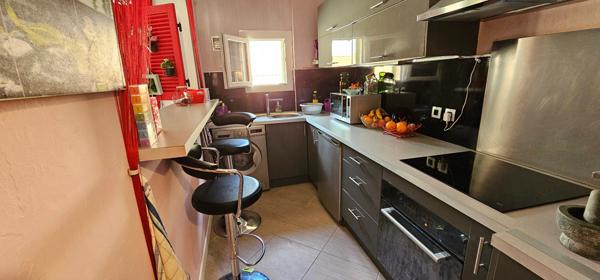 Dpt Corse (20), à vendre SAINT FLORENT appartement T3 55m²- centre ville