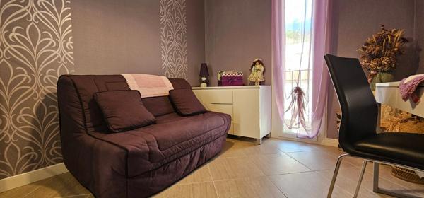 Dpt Corse (20), à vendre SAINT FLORENT appartement T3 55m²- centre ville