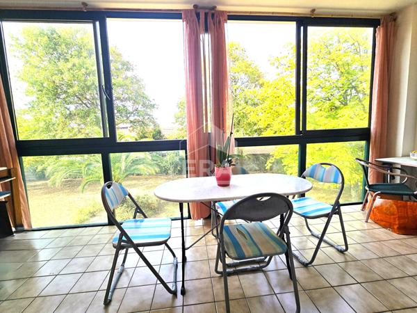 Vente - Anglet Larochefoucauld -  T1 Bis avec terrasse couverte, stationnement et cave
