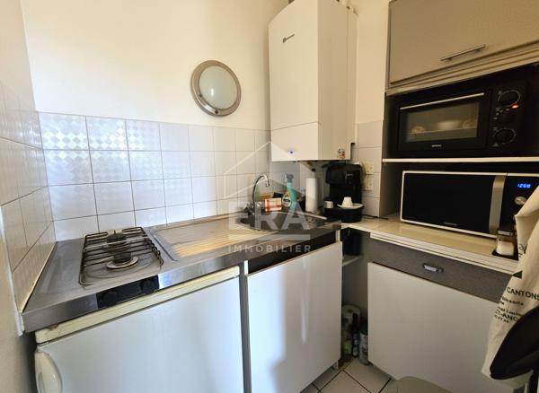 Vente - Anglet Larochefoucauld -  T1 Bis avec terrasse couverte, stationnement et cave