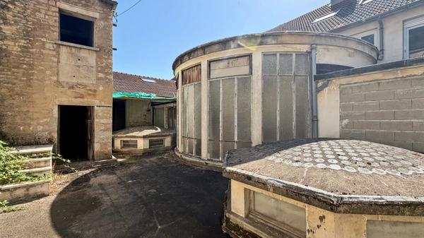 Immeuble de caractère à fort potentiel MONTBARD (21)