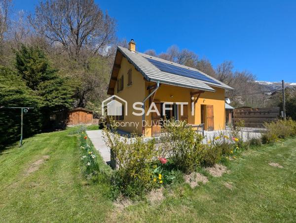 Belle maison 4 chambres et grand jardin