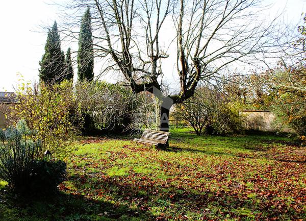 Vente à terme libre maison rénovée de 4 chambres