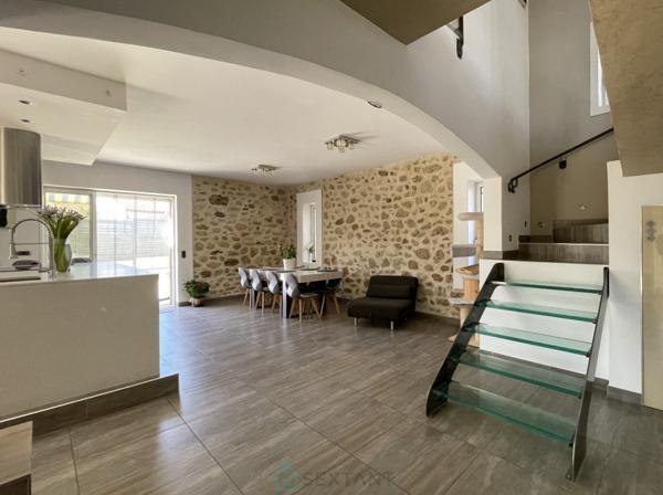 ISTRES - Magnifique VILLA T6 - 200m² - avec Piscine et Prestations Haut de Gamme