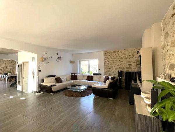ISTRES - Magnifique VILLA T6 - 200m² - avec Piscine et Prestations Haut de Gamme