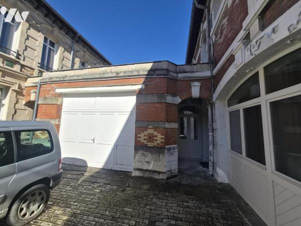 APPARTEMENT DE CARACTERE ANCIEN T6 AVEC GARAGE