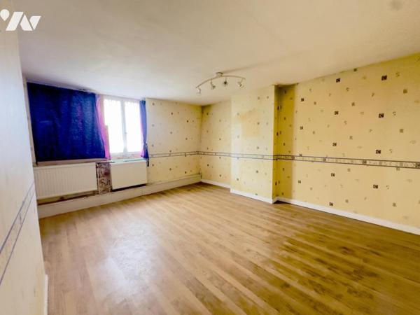 A VENDRE MAISON 4CH DOUBLE ACCES IDEAL INVESTISSEUR OU PREMIERE ACQUISITION 