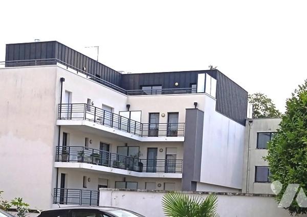 Appartement 79 m² A VDRE: SEJOUR CUISINE CHAMBRES CAVE GARAGE