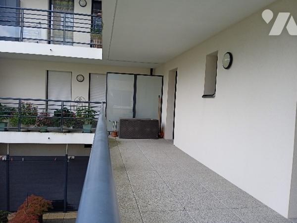 Appartement 79 m² A VDRE: SEJOUR CUISINE CHAMBRES CAVE GARAGE