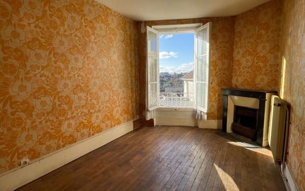 Maison à vendre    2 pièces • 71,80 m2 Pontoise