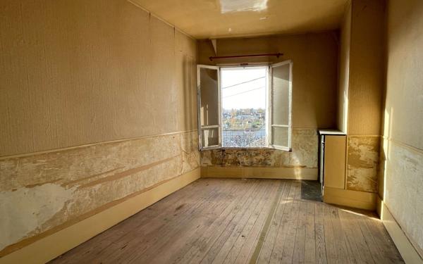 Maison à vendre    2 pièces • 71,80 m2 Pontoise