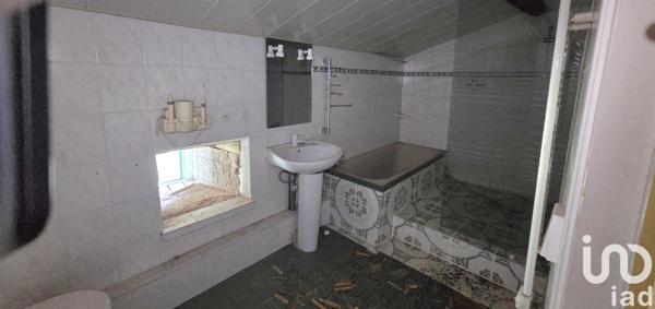 House for sale 8 rooms 160 m² Curzay-sur-Vonne