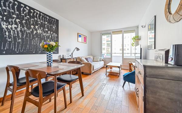 Appartement à vendre    3 pièces • 53 m2 Paris 11