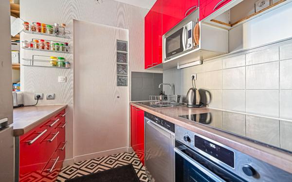 Appartement à vendre    3 pièces • 53 m2 Paris 11