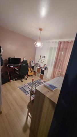 Maison 4 pièce(s) 3 chambre(s) 87 m²