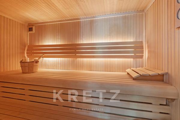 Maison de Maitre avec dépendance VALBONNE