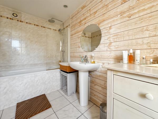 Maison 8 pièces - 200 m²