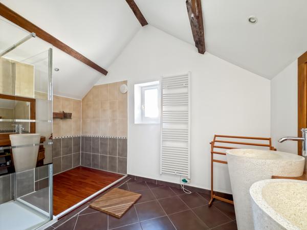 Maison 8 pièces - 200 m²