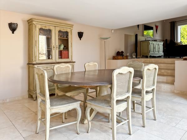 Maison 8 pièces - 200 m²