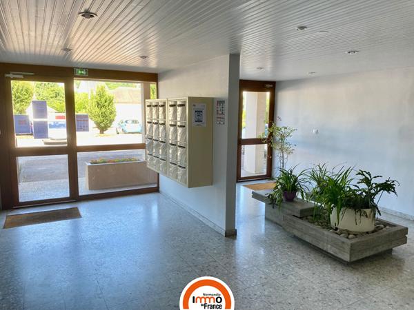 À VENDRE - QUARTIER SAINT LEGER- Appartement 2 pièces