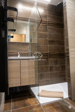 Immeuble – 13 appartements – Entièrement rénovés – Lyon 8