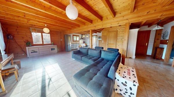 Maison individuelle de 145m2 située sur un immense terrain à Altkirch