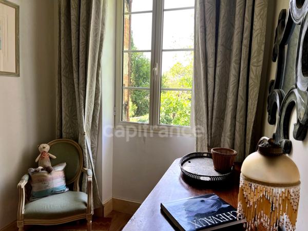 Propriété agricole à vendre 6 pièces, avec grange & ancien séchoir à tabac, sur terrain de 19 ha, à FLEURANCE (32)