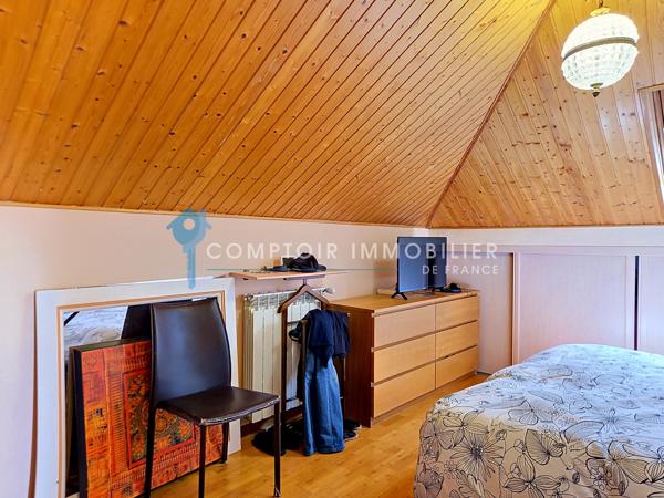 Maison 9 pièce(s) 5 chambre(s) 224 m²
