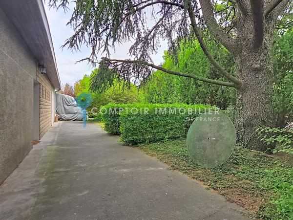 Maison 9 pièce(s) 5 chambre(s) 224 m²