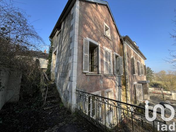 Maison 8 pièces de 201 m² à Tonnerre (89700)