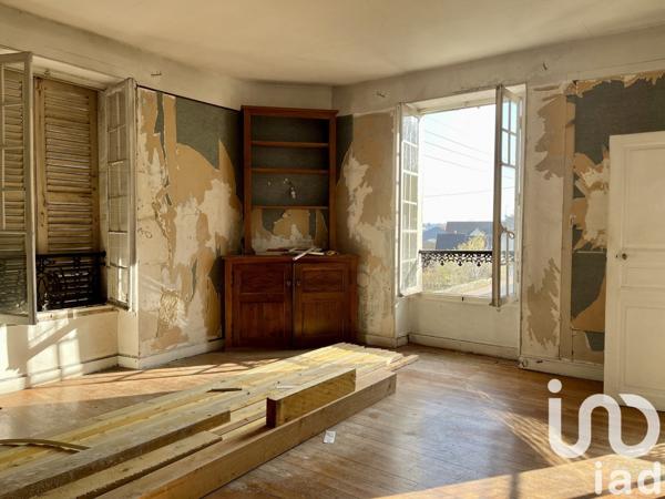 Maison 8 pièces de 201 m² à Tonnerre (89700)