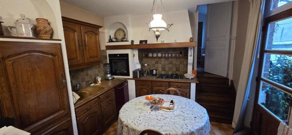 Maison type 5 à LAON ville basse 3 chambres grenier jardin grange et dépendance