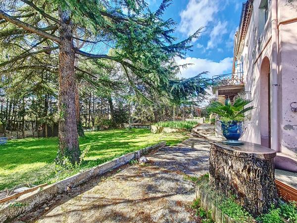 Rare, Propriété de charme Saint-Christol-Les-Alès