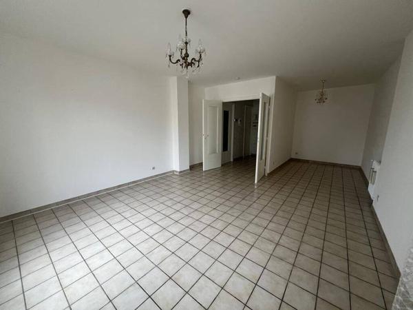 Appartement T2 / Résidence le Petit Jardin /Proche gare et toutes commodités