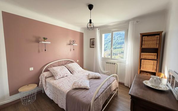 Maison à vendre    5 pièces •  Trescléoux