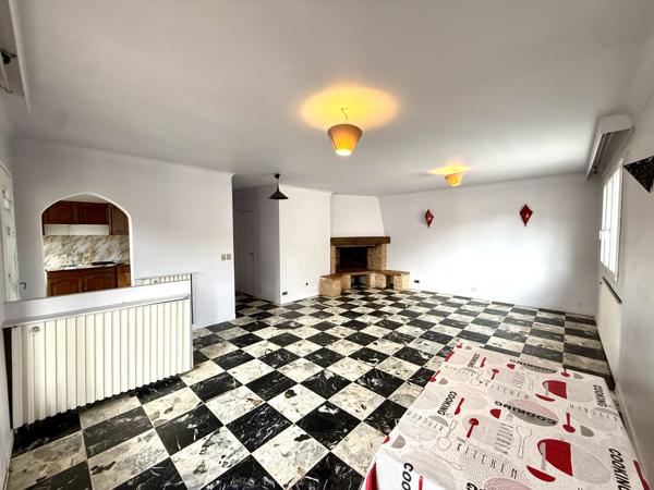 Pavillons-sous-Bois (93320) Maison individuelle de 194m2