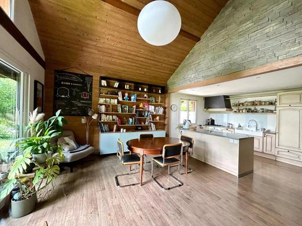 Coup de cœur à Tresserve : magnifique maison individuelle 4 pièces, sur terrain plat d'exception constructible de 2 288 m², accès lac à pied