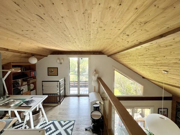 Coup de cœur à Tresserve : magnifique maison individuelle 4 pièces, sur terrain plat d'exception constructible de 2 288 m², accès lac à pied