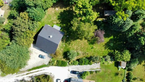 Coup de cœur à Tresserve : magnifique maison individuelle 4 pièces, sur terrain plat d'exception constructible de 2 288 m², accès lac à pied