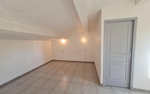 Maison à louer    2 pièces • 46,59 m2 Pégomas