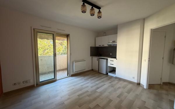Appartement à louer    1 pièce • 19,06 m2 Golfe Juan - Vallauris