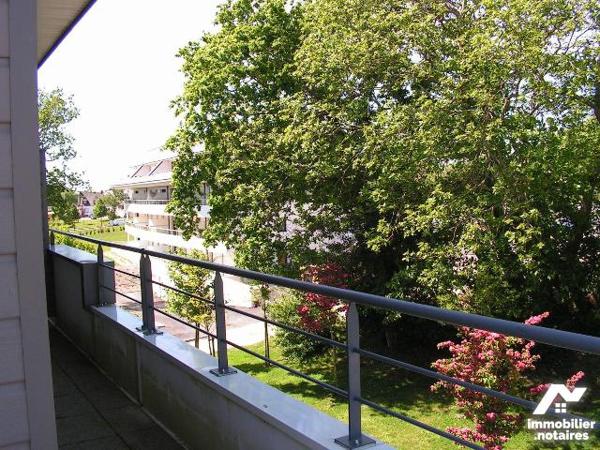 CONCARNEAU: APPARTEMENT T2 exposition sud, en parfait état  situé au 2 étage et dernier étage d...