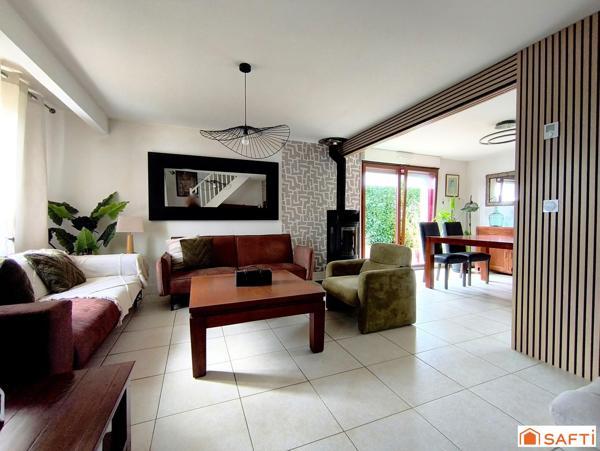 Maison contemporaine de 120 m2 avec vie de plain-pied située au calme